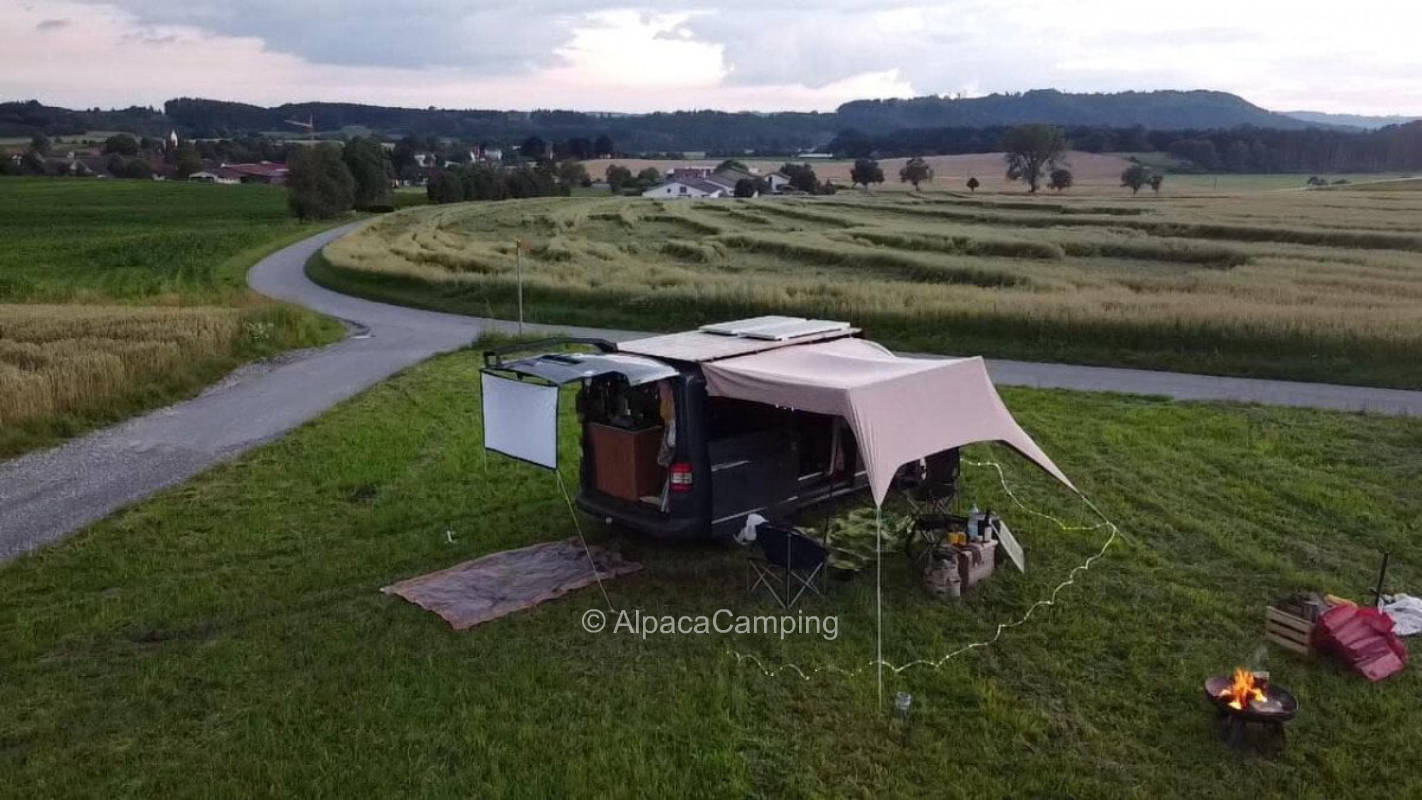 AlpacaCamping 811