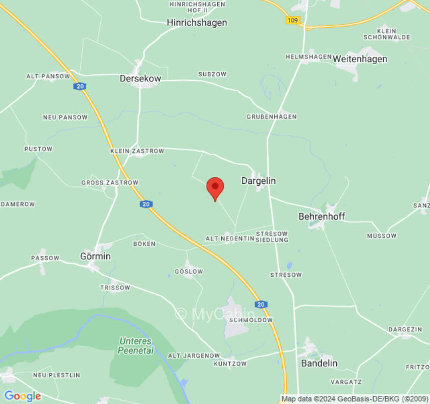 Zwischen der Kuhweide und den Hühnern.