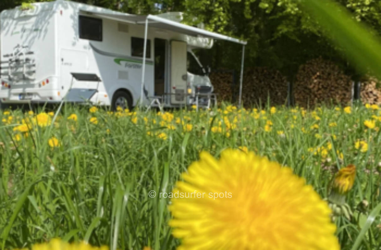 Camping im Chiemgau mit Blick auf die Alpen