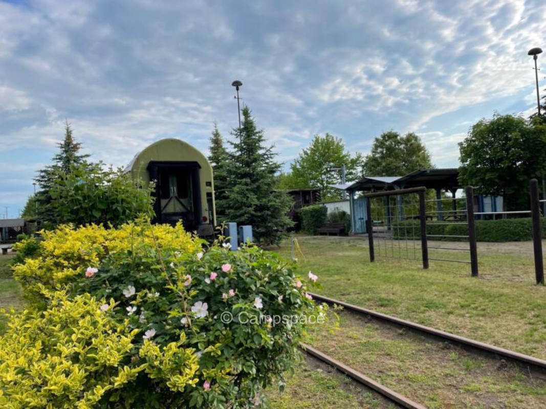 Unique overnight stay in the historic locomotive shed Pasewalk