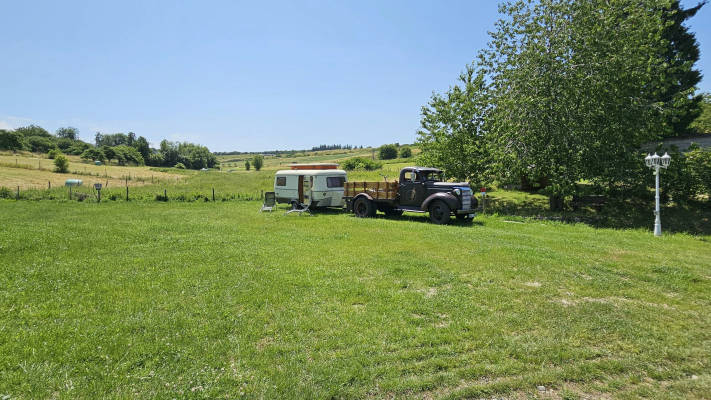 Camping above the Middle Moselle