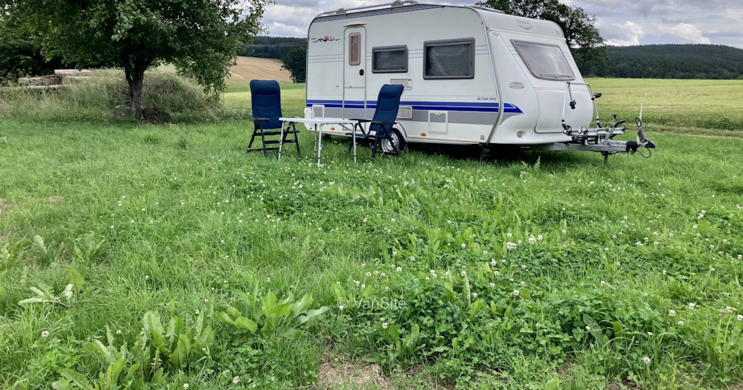 Zwischen Kühen, Ziegen und Hühnern auf dem Bio-Bauernhof