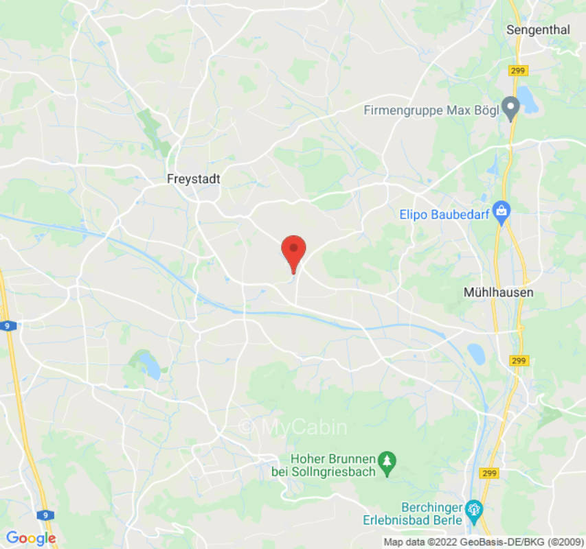 Wiese im Straussengehege