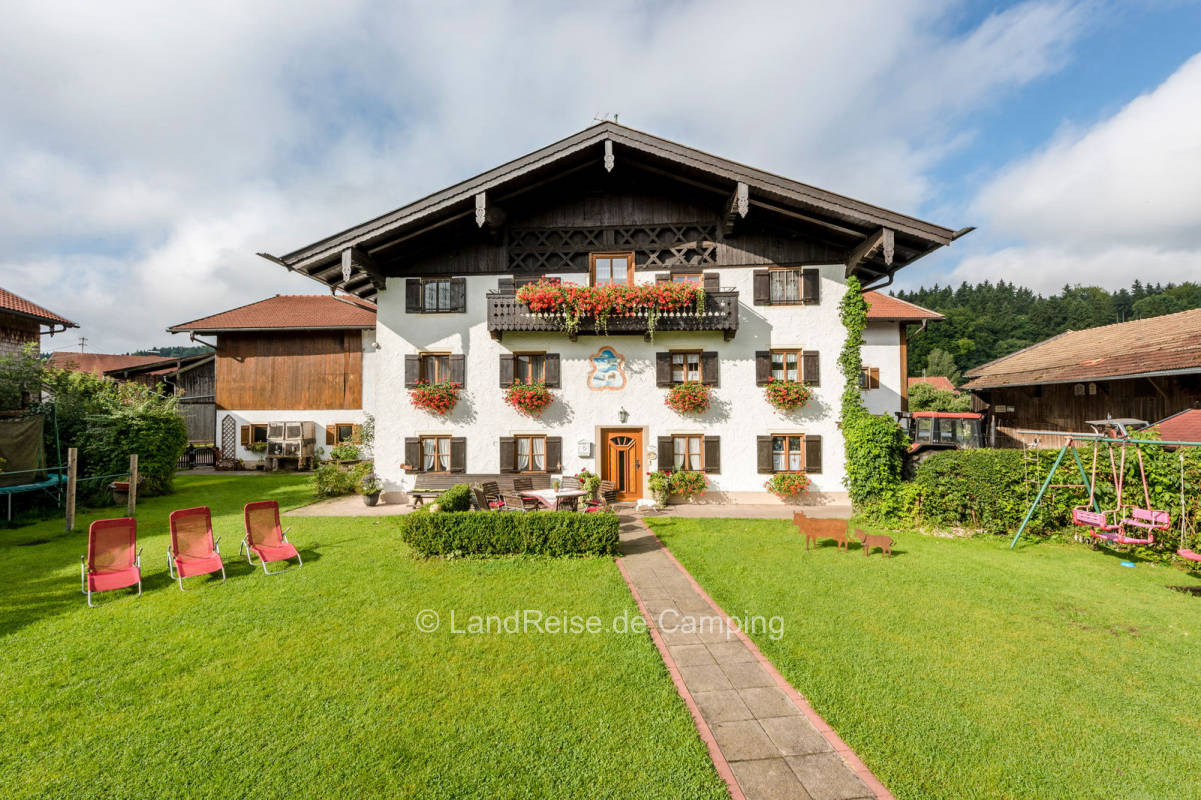 Winklerhof-Kinderlandbauernhof, Familie Esterer