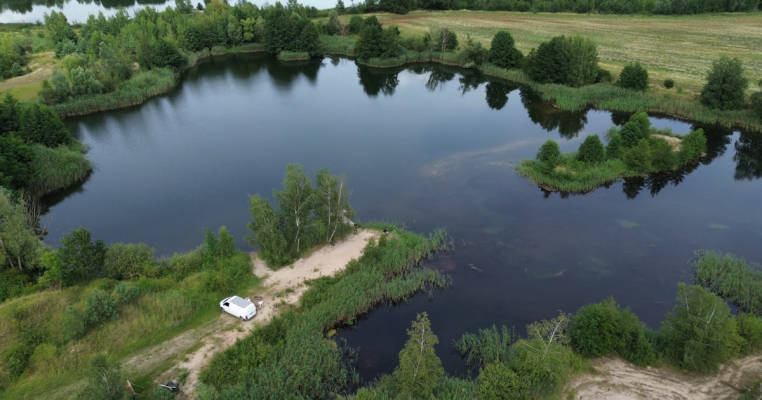 Beautiful bathing lake – the best pitch of all time