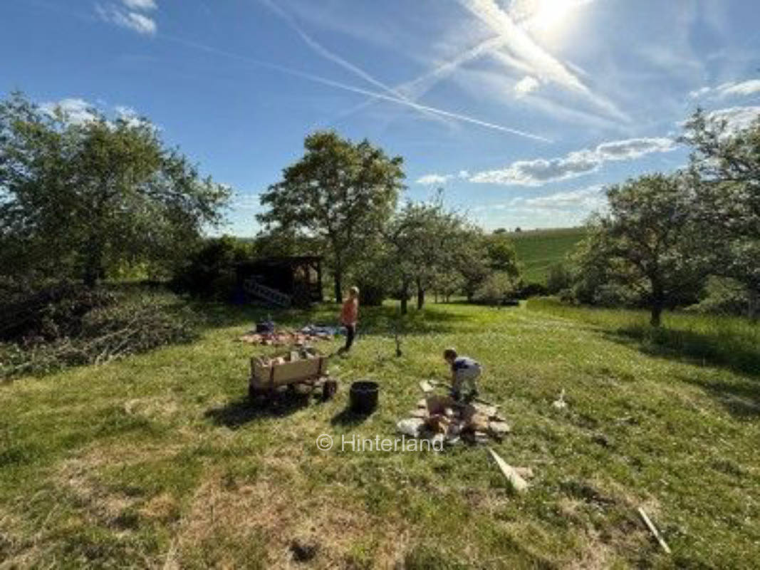 Idyllisches Plätzchen an einer Streuobstwiese