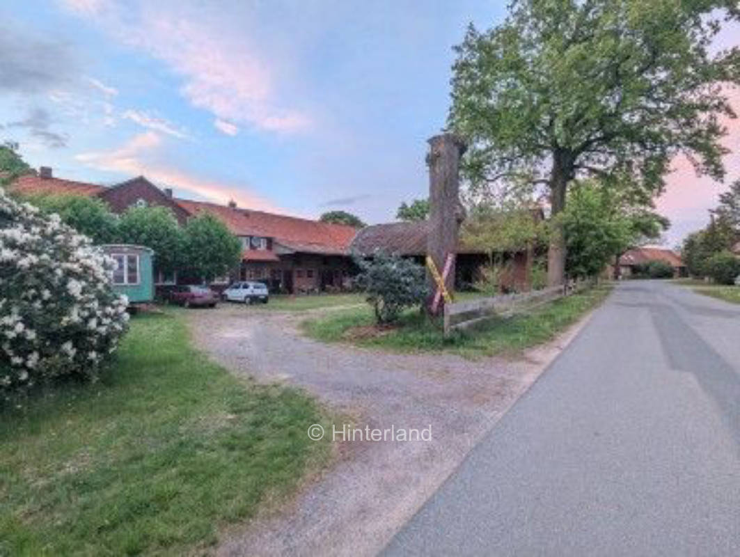 Schlafen in Allersehlenruhe unter 1 ½ Eichen