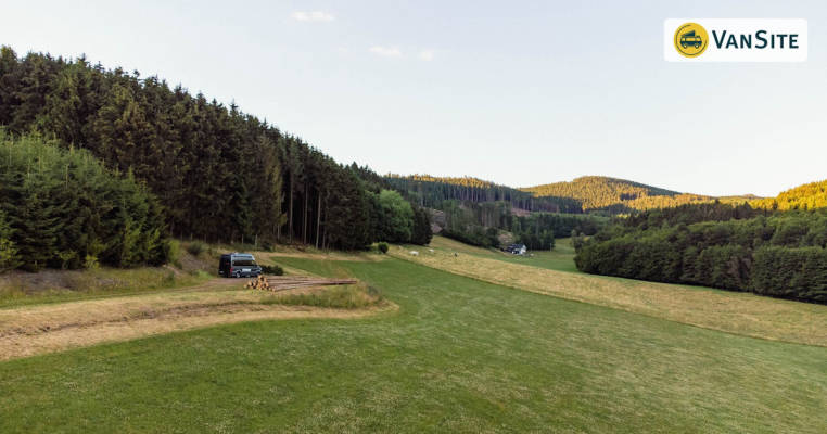 Weitsicht am Waldrand