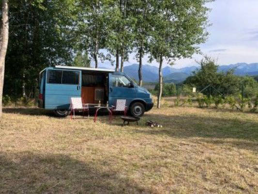 Off grid sustainable retreat camping