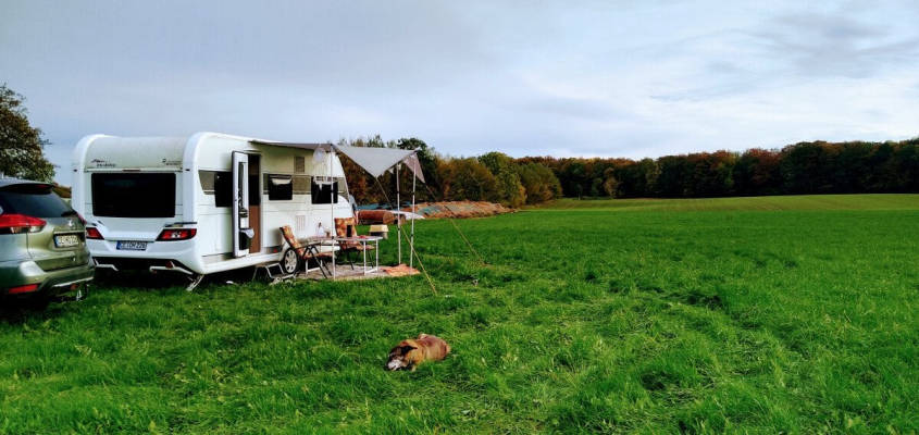 Wohnwagen & Wohnmobilstellplatz in Sörup