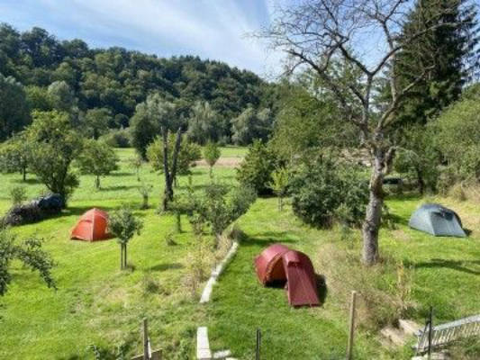 Private camping near Weilburg directly on the Lahn cycle path