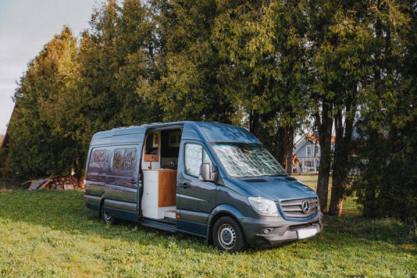 Private parking space for self-sufficient motorhomes and caravans (Campspace 4391)