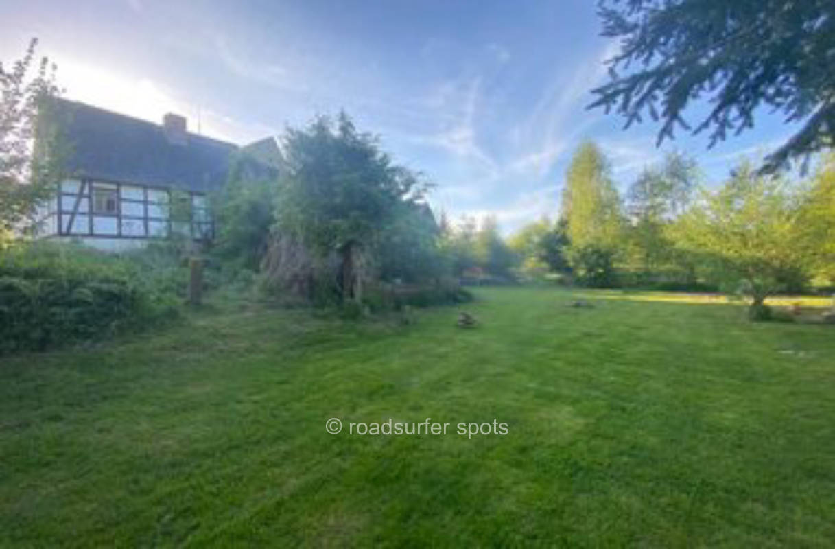 At the mill pond - Kreuzmühle to Heiersdorf