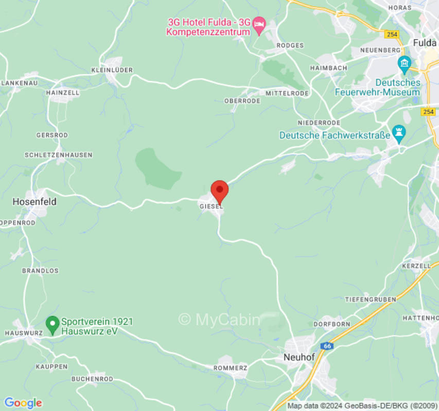 Idyllischer Stellplatz auf dem Dorf am Waldrand