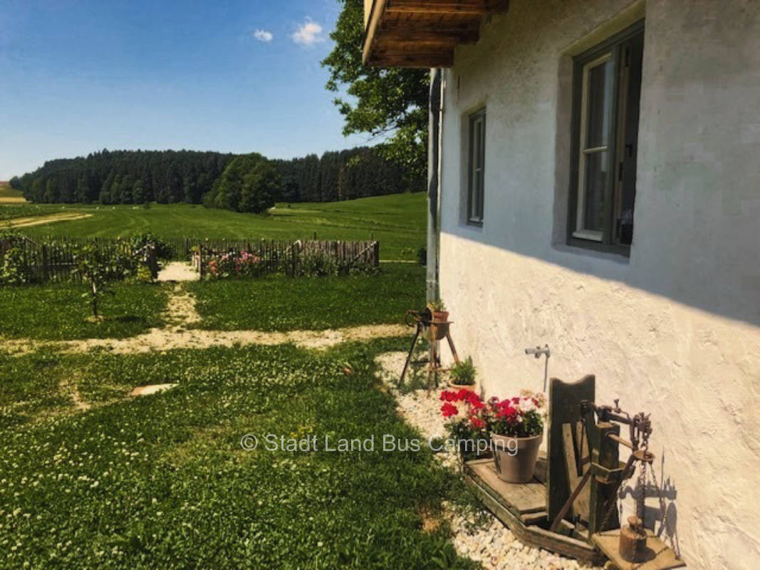 Holzmüllerhof – Denkmalgeschützter Hof mit Obstbaumwiese 3