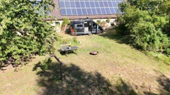 Sunny pitch "Zur Rebe" by the lake