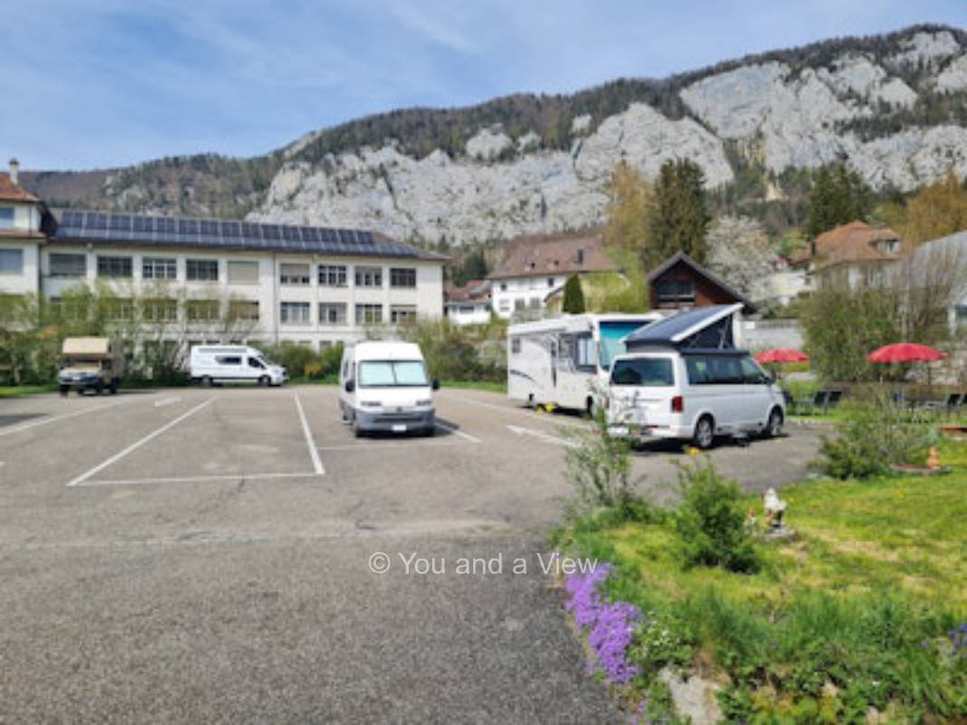 Hirschen-Stellplatz Welschenrohr, privater Stellplatz