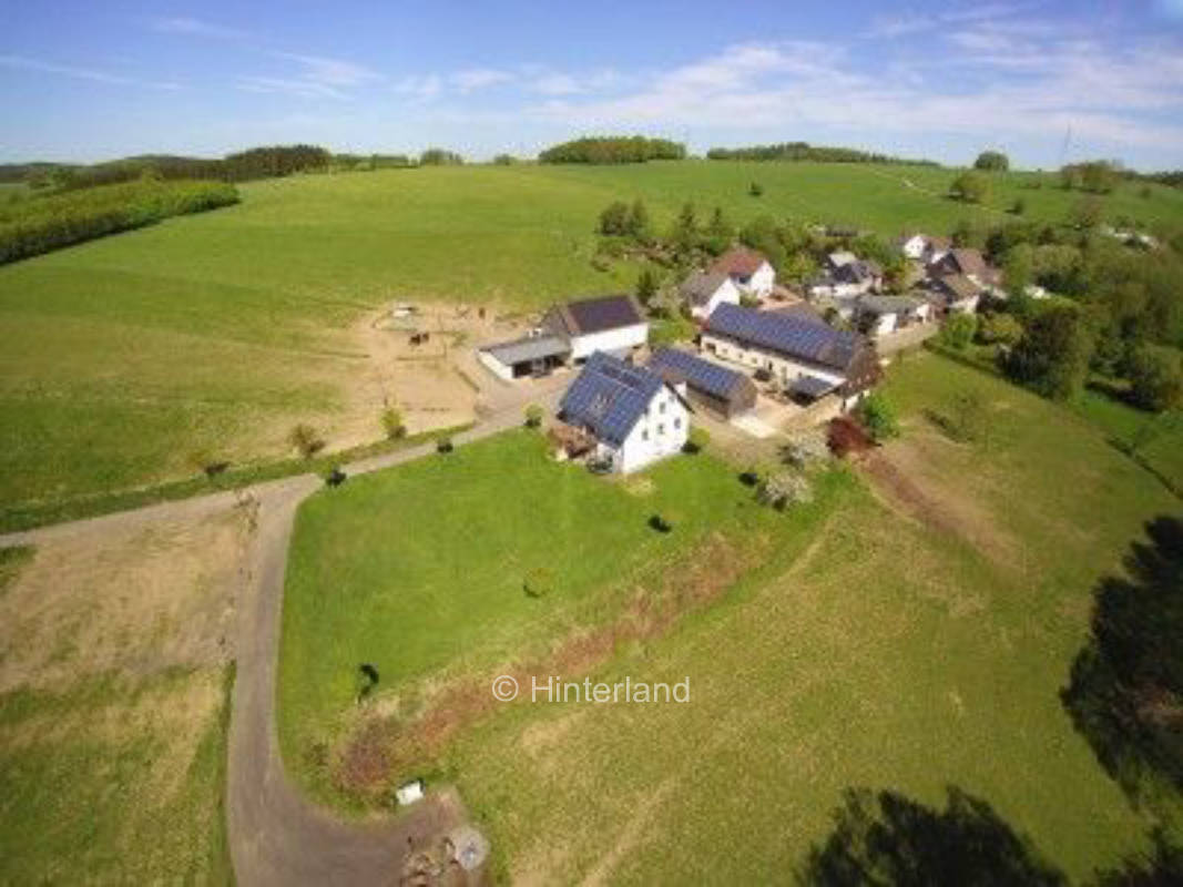 Stellplatz in der Natur auf kleinem Bio-Reiterhof , privater Stellplatz