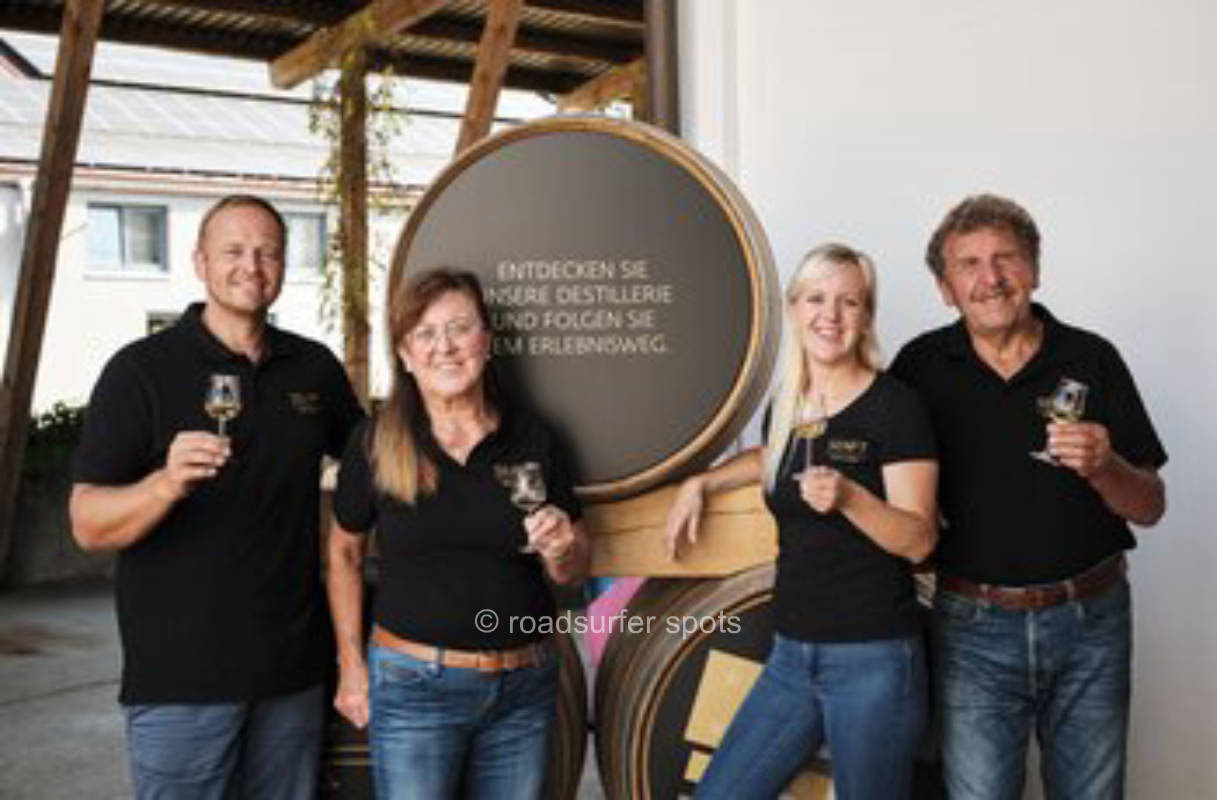 Camping bei der Erlebnis Destillerie SENFT 