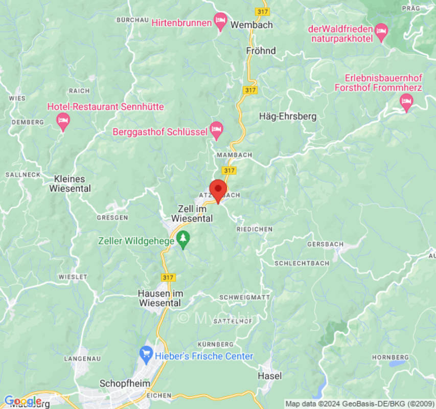 Abgelegenes Grundstück in der Natur, aber zentral