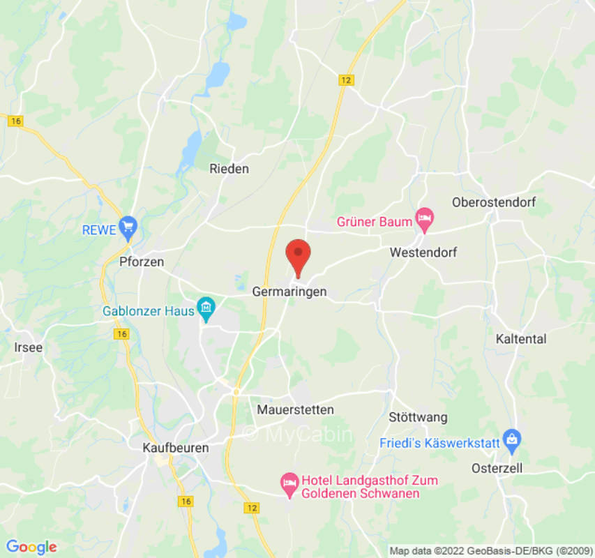 Kleine Wiese beim Bauernhof