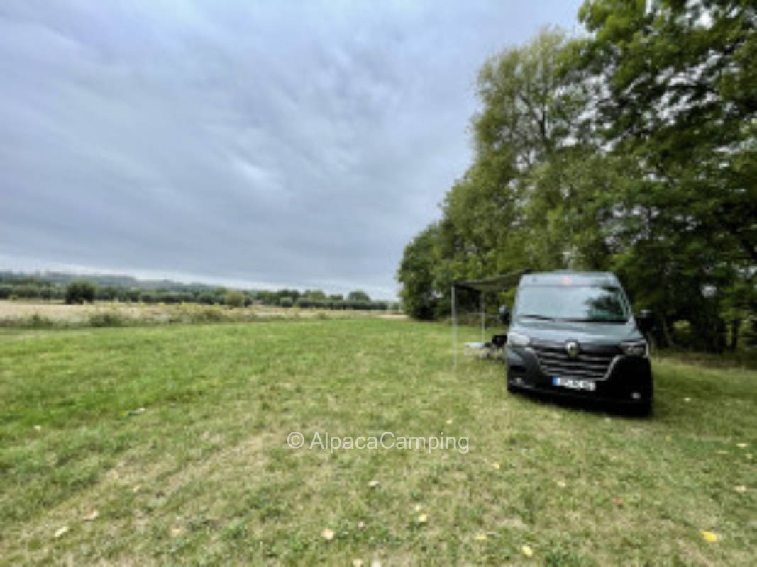 Idyllic pitch directly on the river bank #1