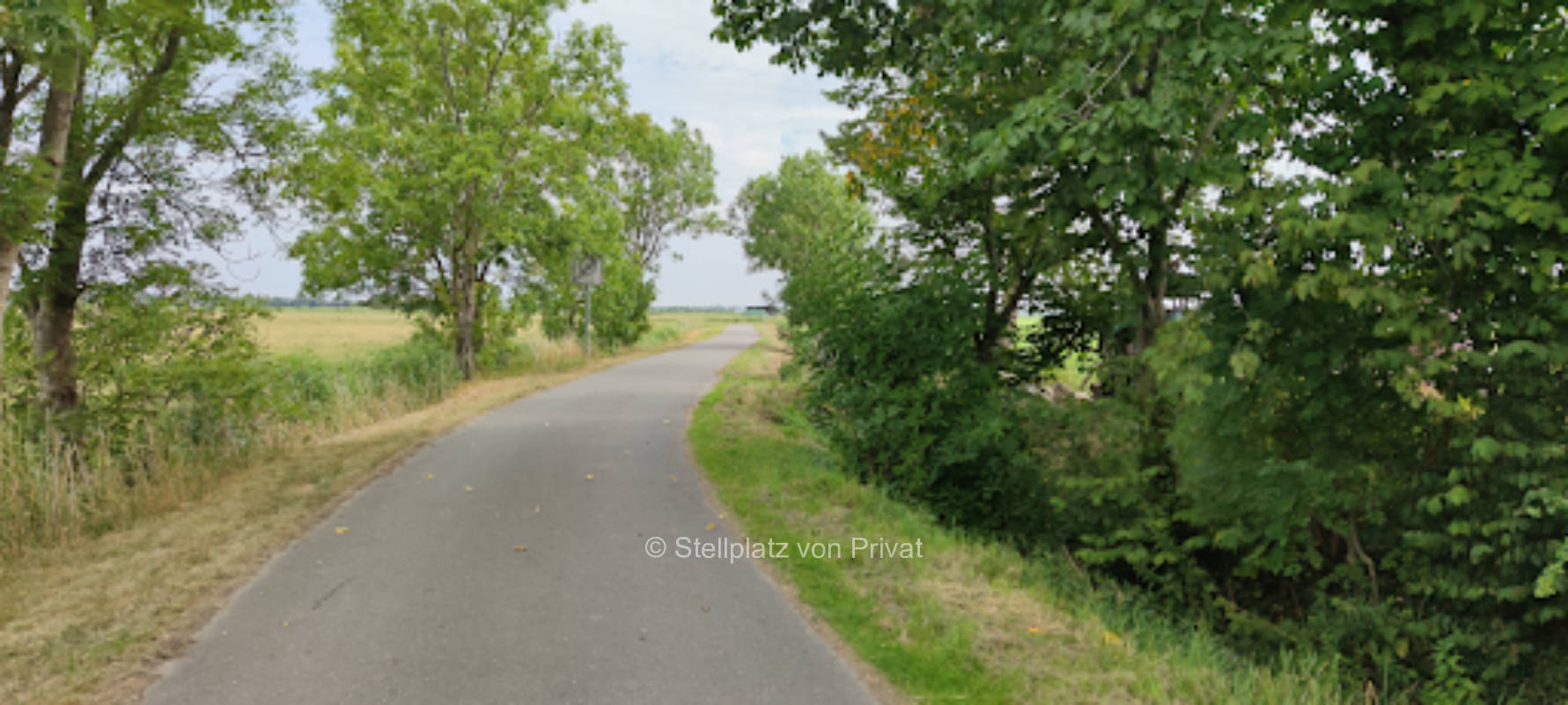 Pitch in the countryside near Bremerhaven