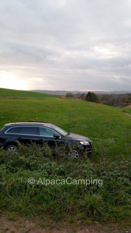 Stellplatz in herrlicher Tallage mit Blick auf Wiesenterrassen und Waldung #1, privater Stellplatz