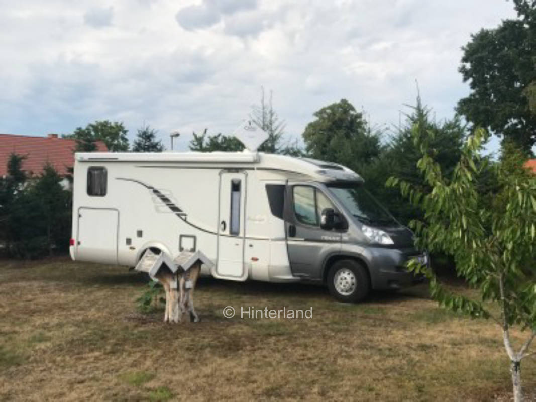 Stellplatz auf einem ruhig gelegenen Hof