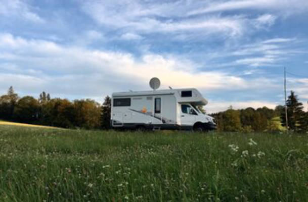 Camping auf der wilden Wiese
