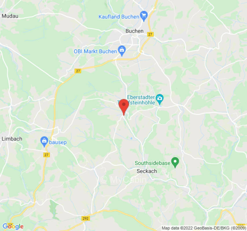 Gartenwiese mit Pferdehaltung