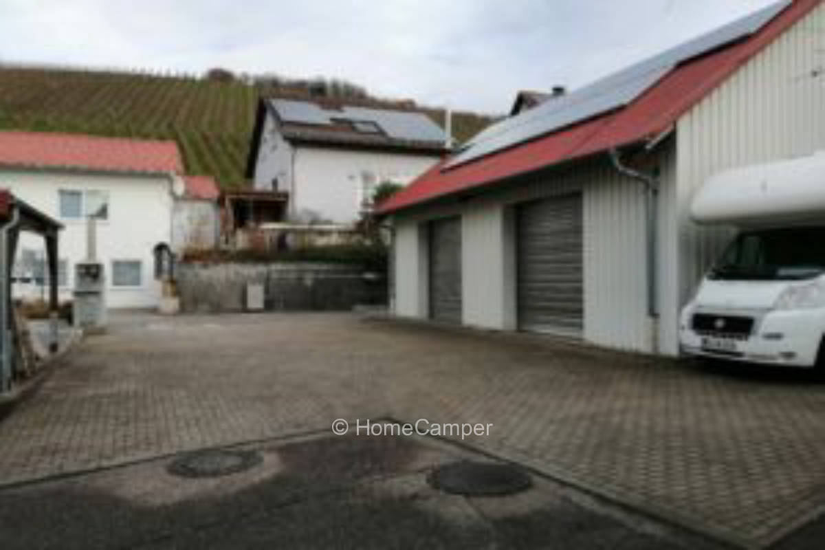 Privater Platz in Erlenbach