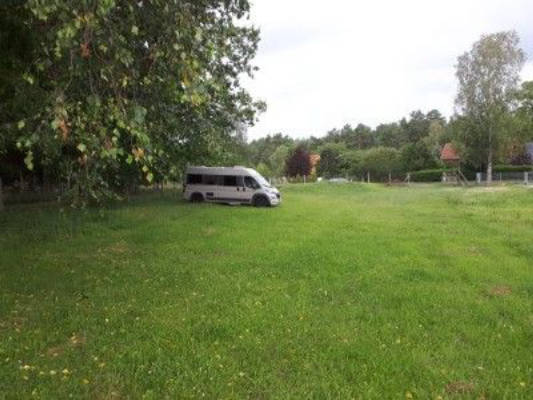 Wiese am Dorfrand im Süden Mecklenburgs