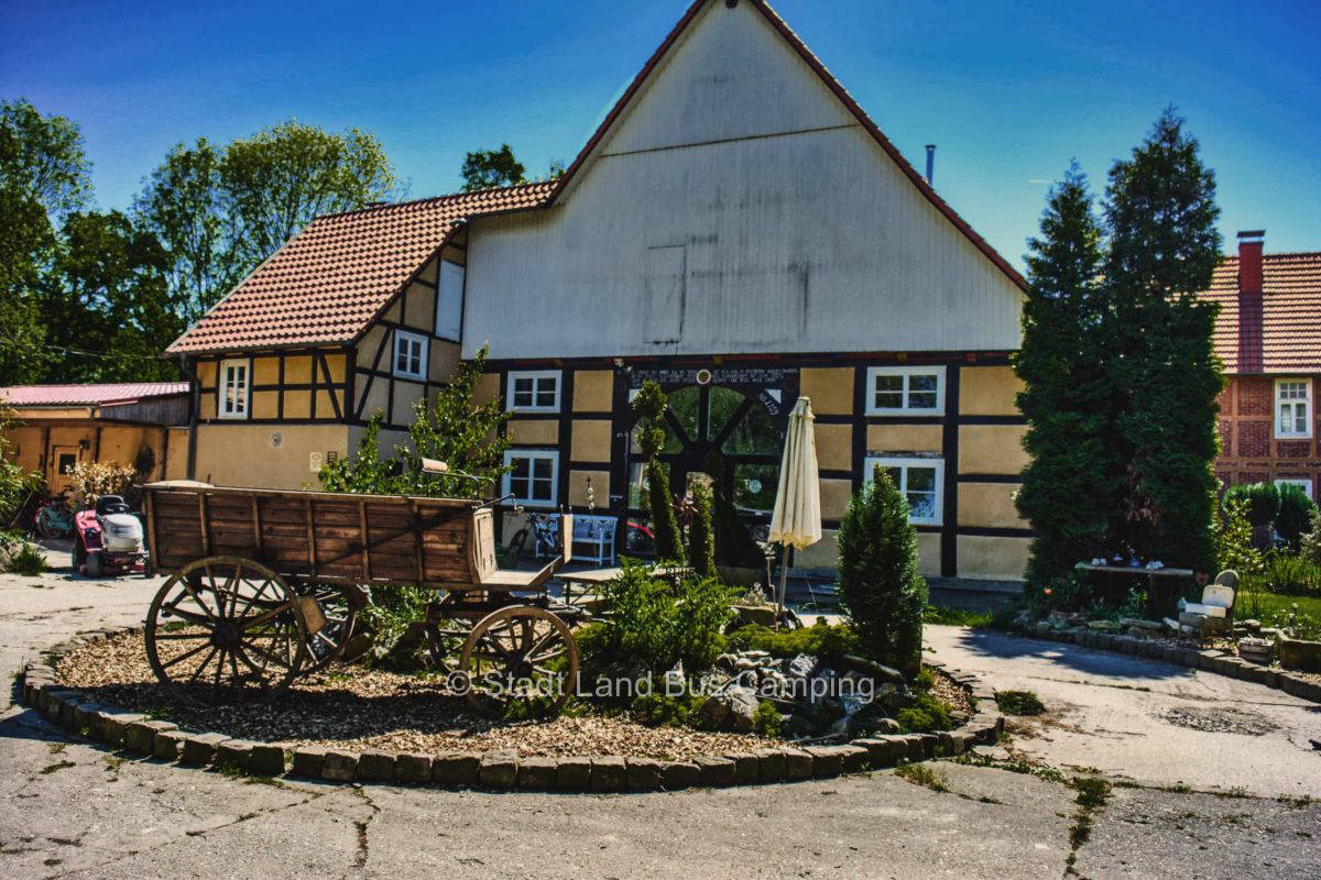 Alter Beyne Hof – Feldweg