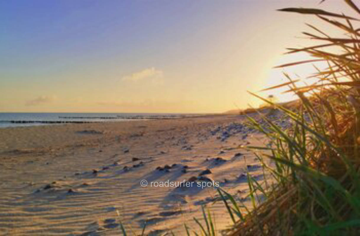 Campingstellplatz nur 300m zum Meer