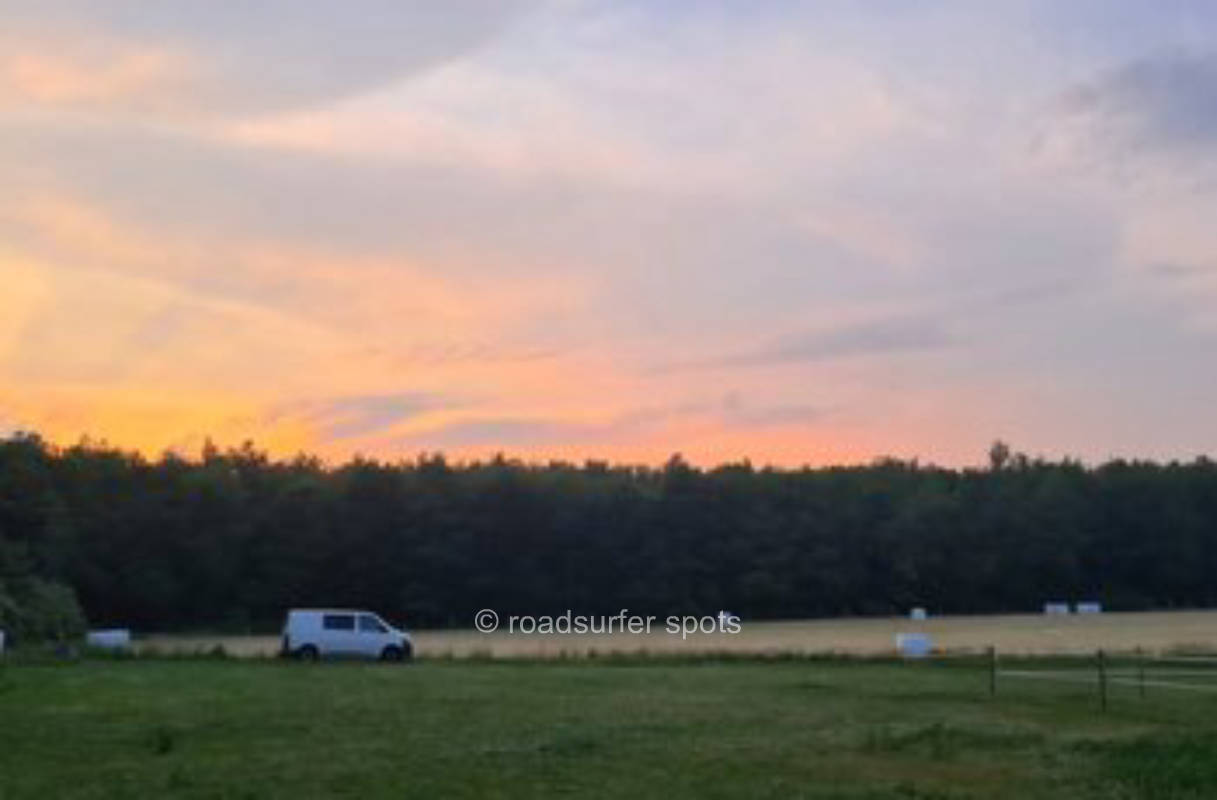 Camping zwischen Wald und Pferdekoppel