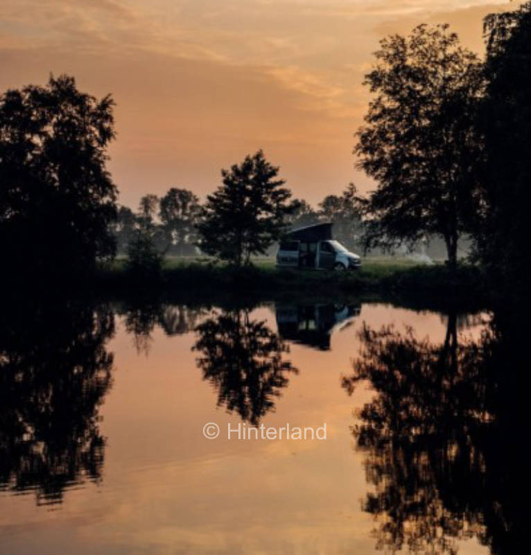 Erste Reihe am eigenen See in Ostfriesland