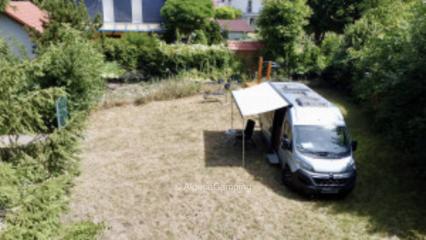 Quiet single parking space in Erfurt-Ermstedt