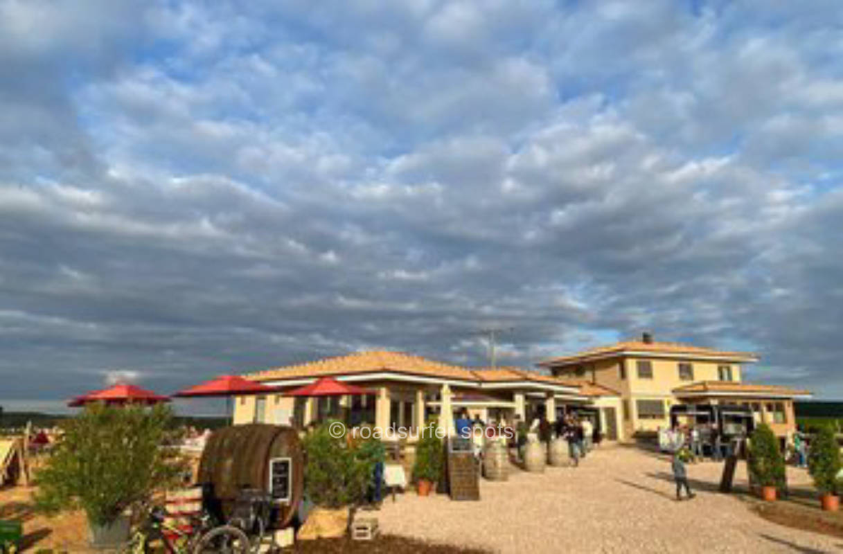 Übernachten inmitten der Natur auf dem Weingut