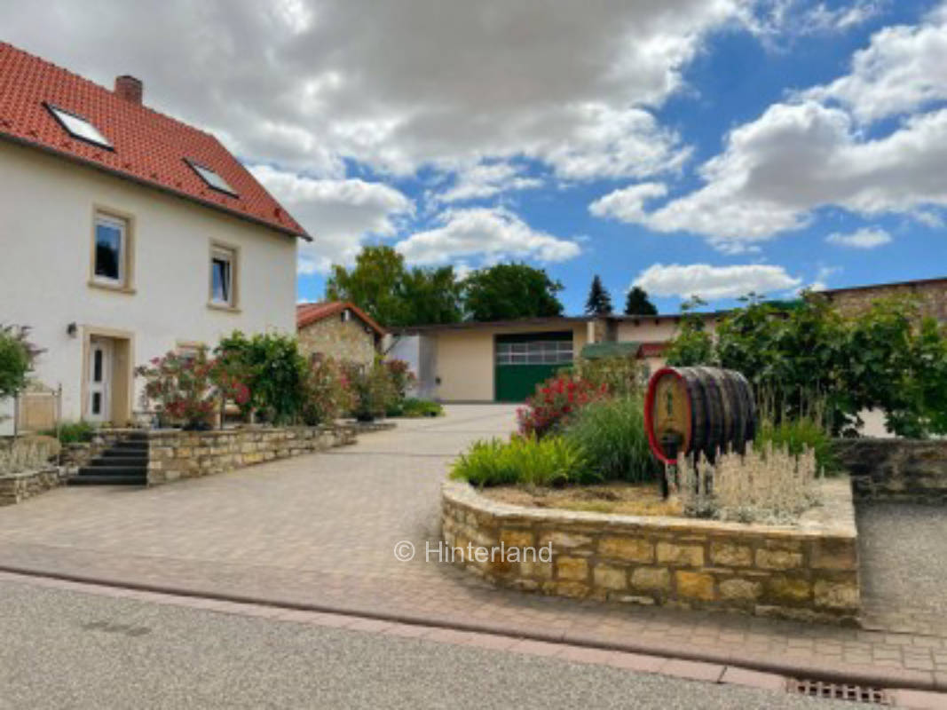 Stellplatz im idyllischen Weingutshof