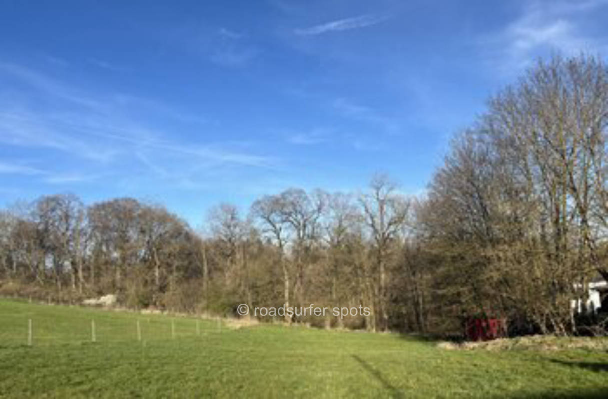 Camping bei historischen Ruinen