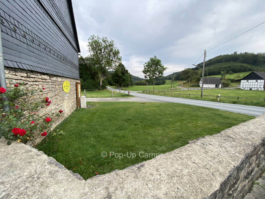 Green meadow for campers & tents in Eslohe-Landenbeck
