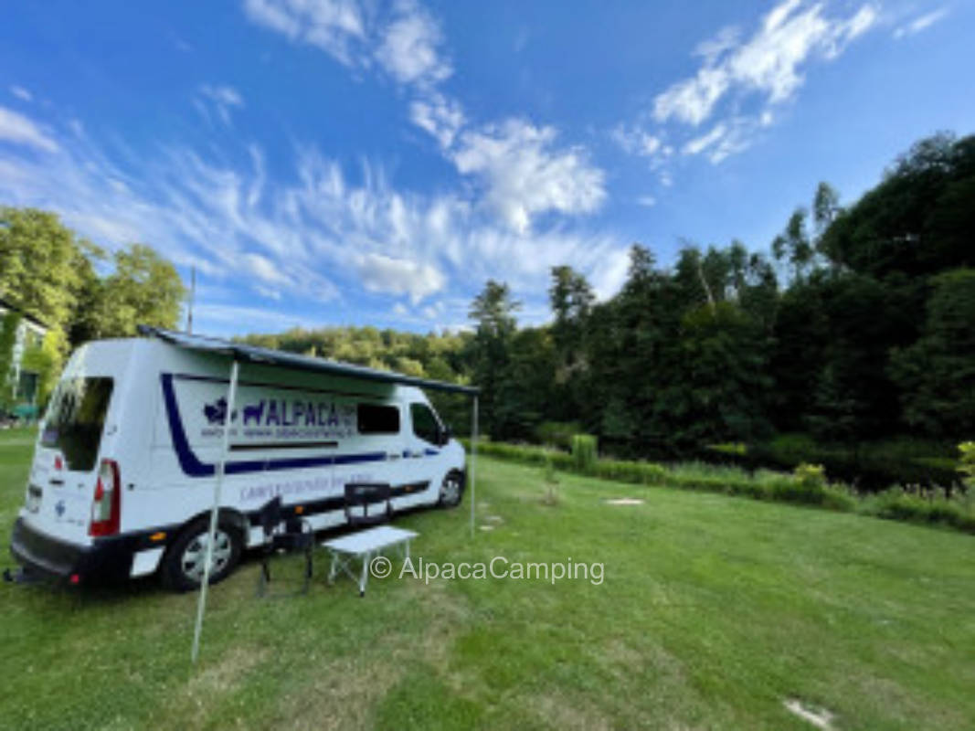 Idyllic location on the river #1