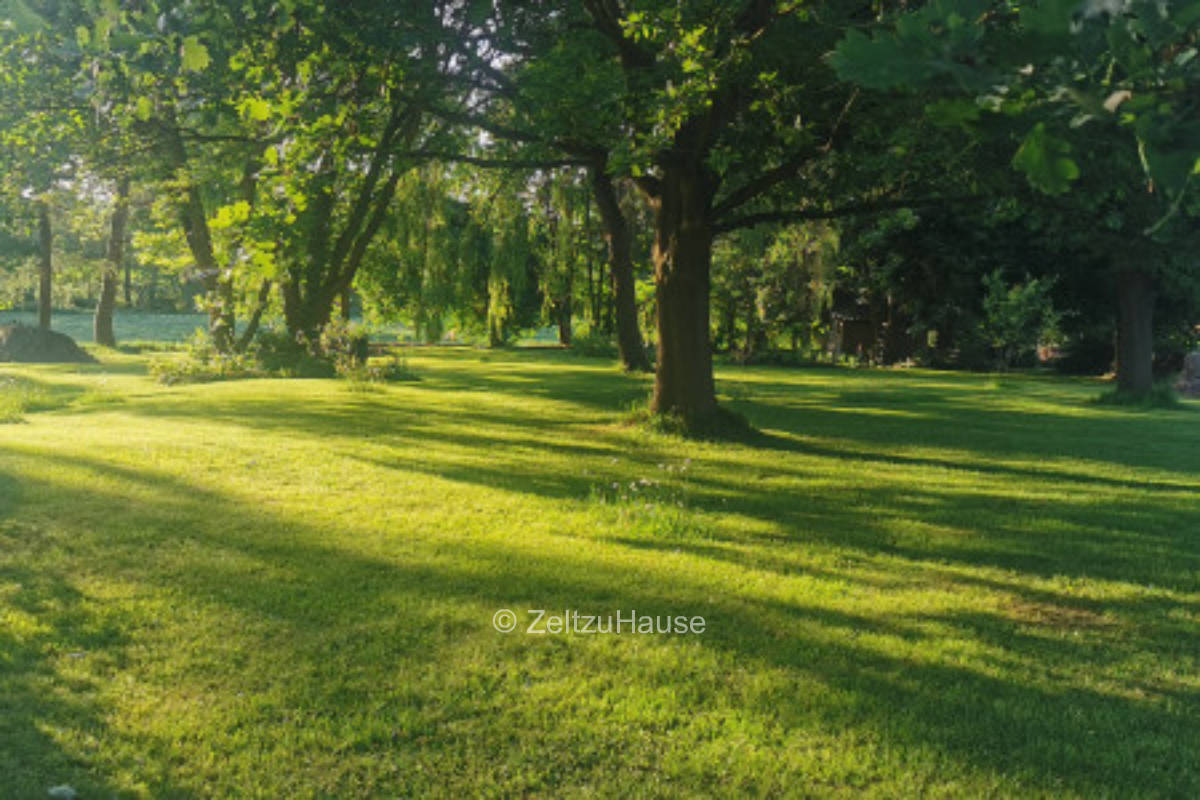 Overnight stay in our private park garden