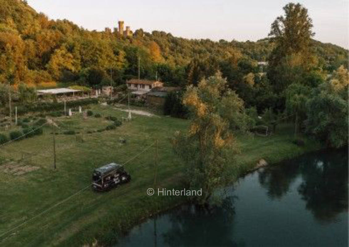 Spot in riva al Fiume Mincio, privater Stellplatz