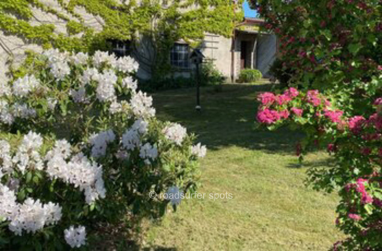 Simsongarage Mönchswalde - Wiesenplatz