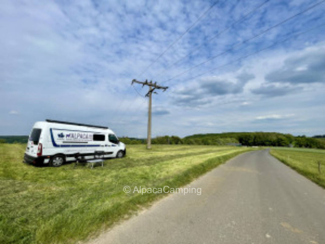 Große Wiese mit Blick auf Simmern #2
