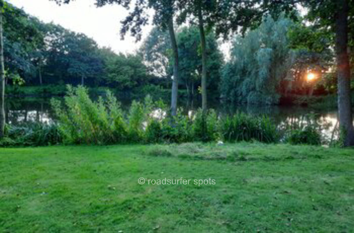 Camping am (Colm)see