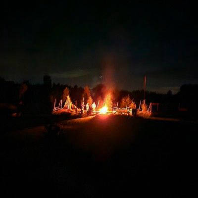 Campsite at Hirschen, Huskys and Adler