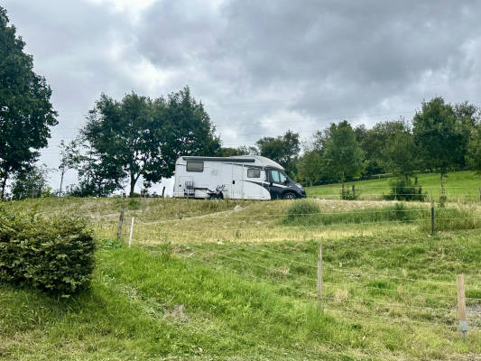 Tranquil escape in horse paradise